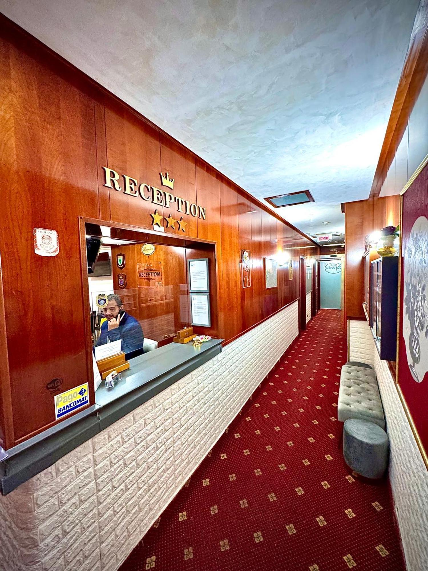 Hotel Fiorella Milano Екстер'єр фото